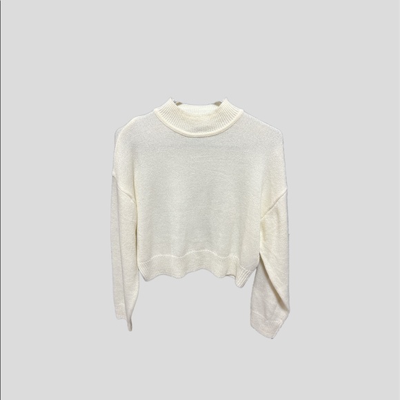 white crop sweater - Picture 1 of 1